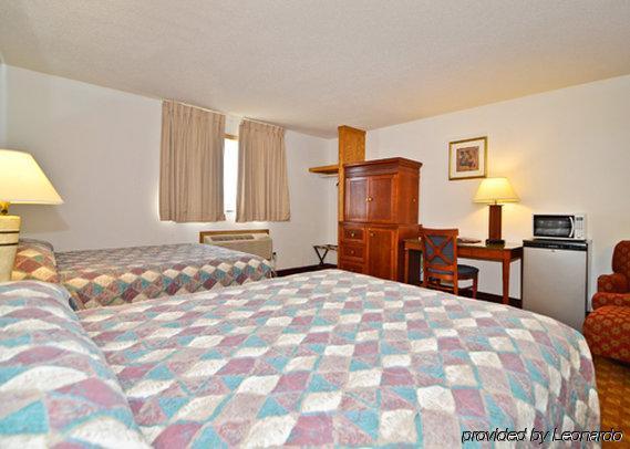 Econo Lodge Inn & Suites Madras Cameră foto